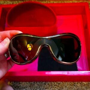 Valentino Almost Vintage 2008 Tortoise And Black Sunglasses